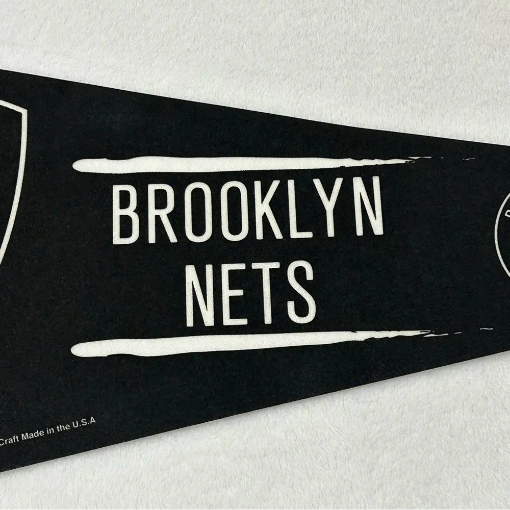Brooklyn Nets NBA Basketball WinCraft Classic Felt Pennant Banner Flag 30”x12”